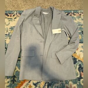 Good American Lux Suiting Oversized blazer.